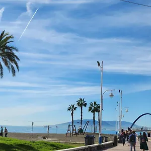 apartamento-a-100-metros-de-la-playa-malaga.es-andalucia.com/